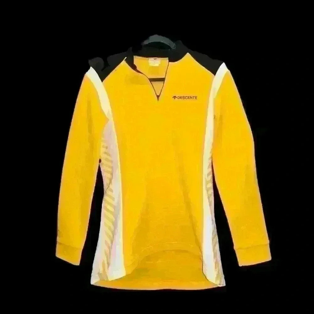 Descente Japan men’s yellow 1/4” zip cotton/wool blend